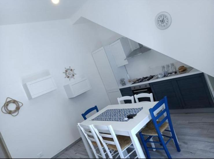 La Casita Azul Apartamento Marettimo Exterior foto